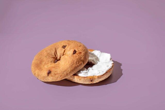 The Grain Escape Cinnamon Raisin Bagels-11.6oz - Image 3
